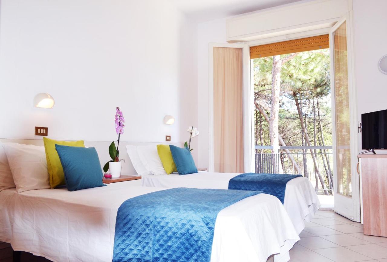 Hotel Elefantino Grey - Free Breakfast & Brunch Until 13-00 - Vicinissimi A Mirabilandia Милано Мартима Екстериор снимка